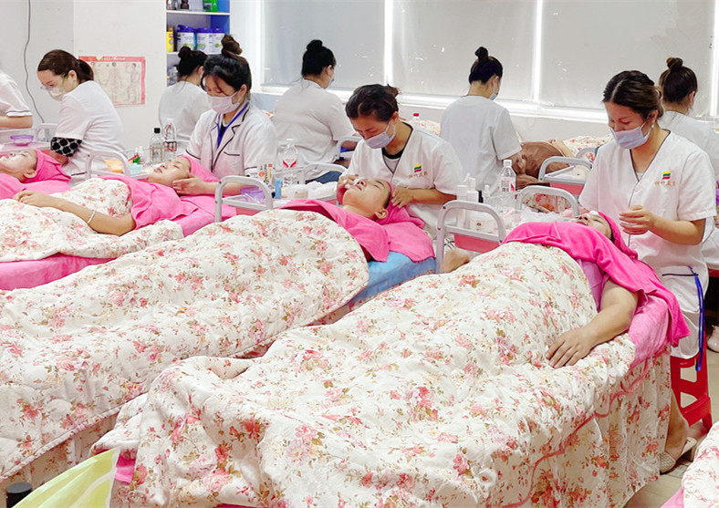 南寧皮膚管理美容：如何使用面霜護膚？