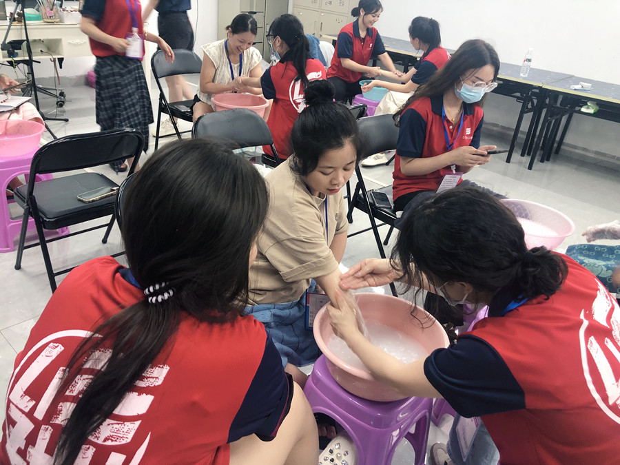 在家如何進(jìn)行手部護(hù)理？南寧美甲課堂花絮