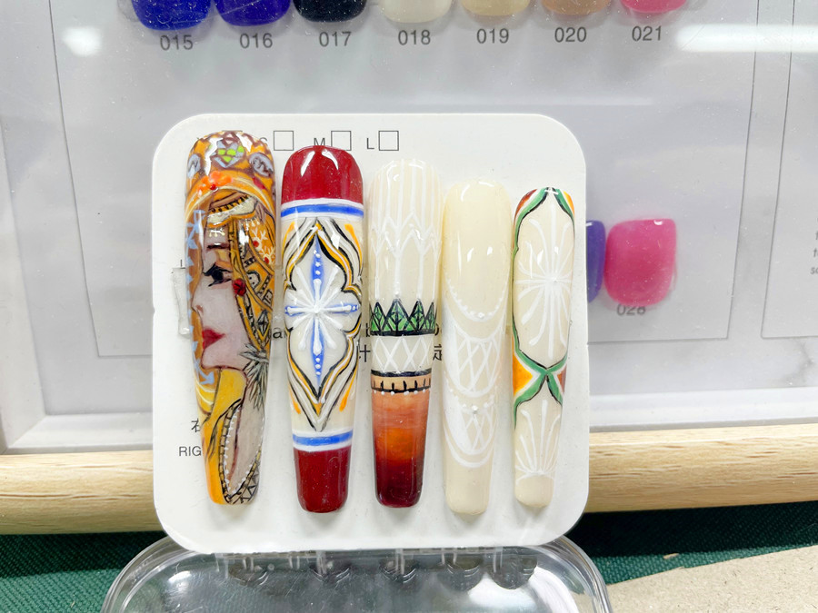 波西米亞美甲，南寧美甲進修學(xué)院學(xué)員作品