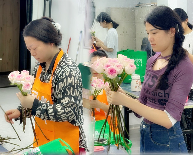 螺旋花束的教程，南寧花藝師學(xué)校分享