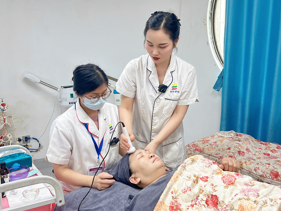 使用導入儀的基礎事宜 | 廣西哪里可以學美容儀器