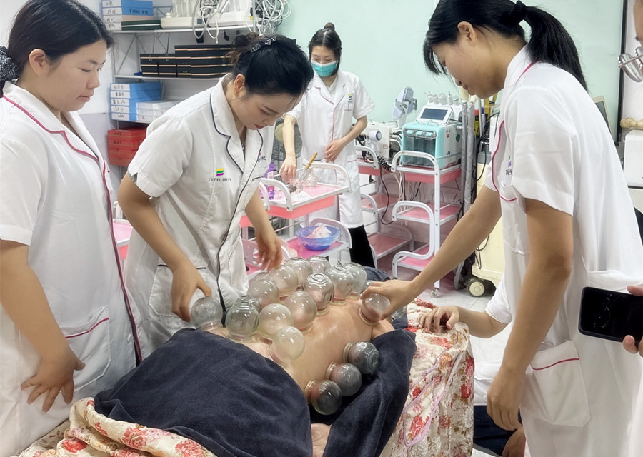 不同人群適合的拔罐時間，南寧健康管理知識分享